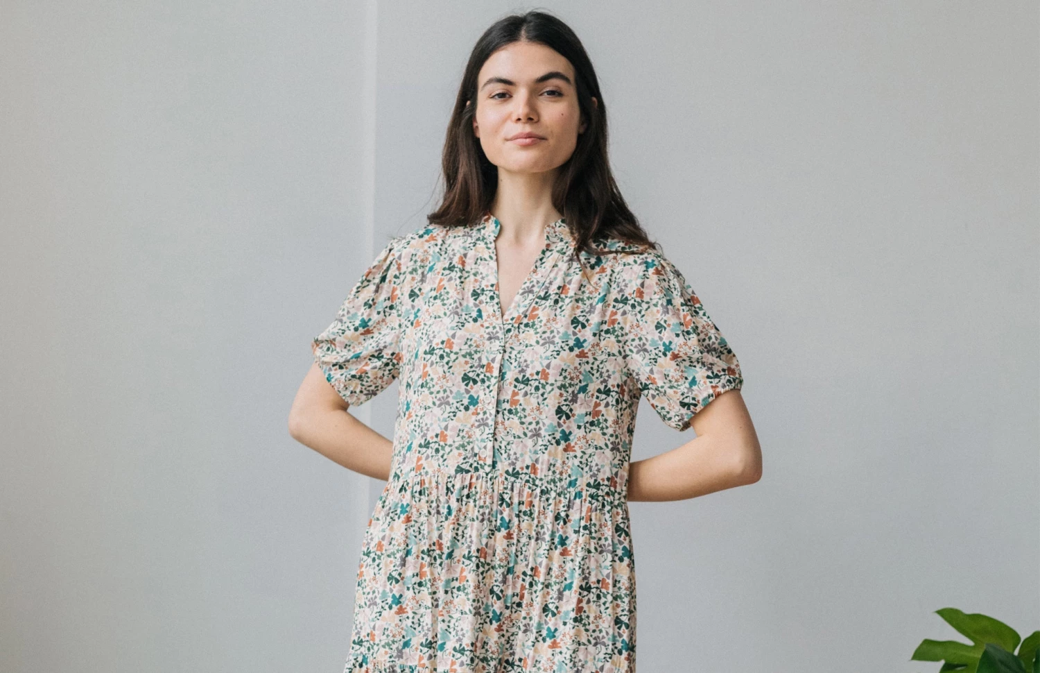 AAC Texteis SA Nevis - Medium Flower 5 AAC Texteis SA Nevis - Medium Flower