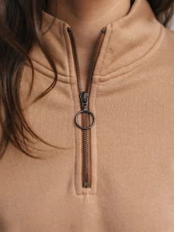 AAC Texteis SA Page - Chestnut