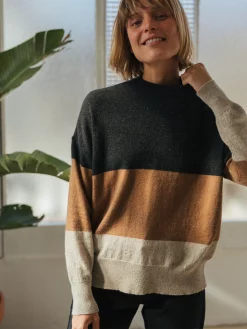 AAC Texteis SA Gorbunova - Block Colour Sale