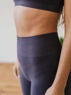 AAC Texteis SA Dova - Raisin Activewear