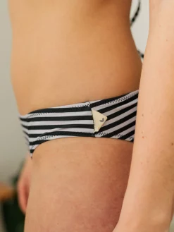 Barcelgest Ticao Bottom - Black Stripes