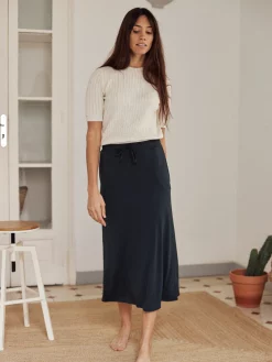 AAC Texteis SA Chora - Deep Lake