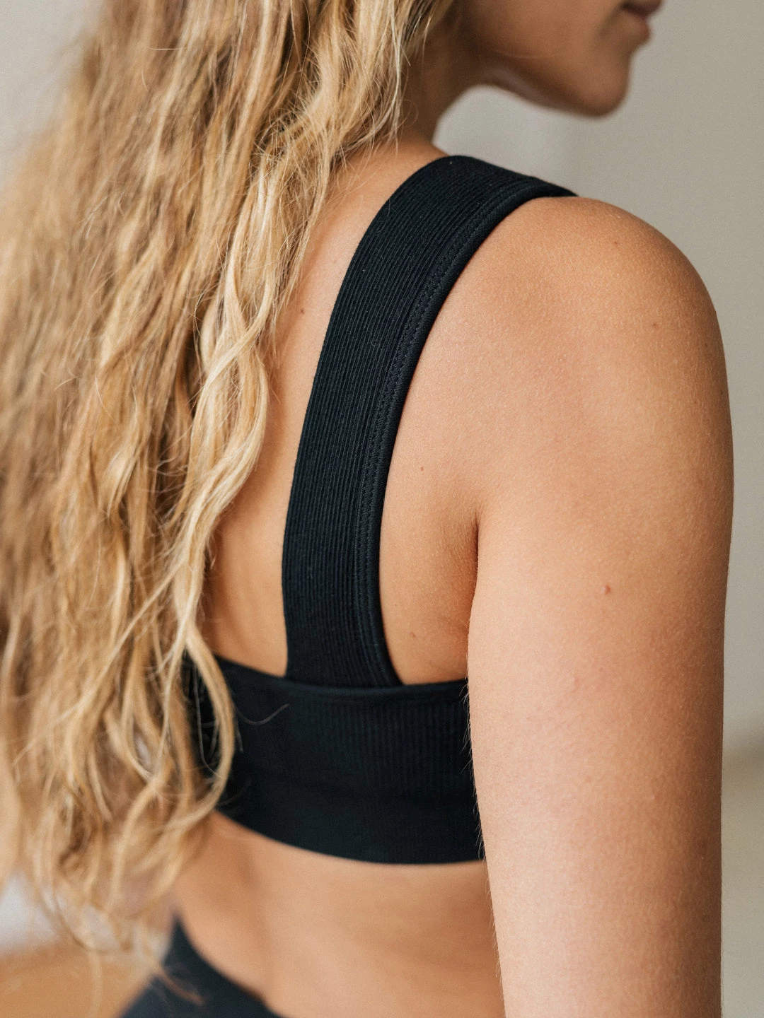 AAC Texteis SA Activewear Headin - Black 7 AAC Texteis SA Activewear Headin - Black