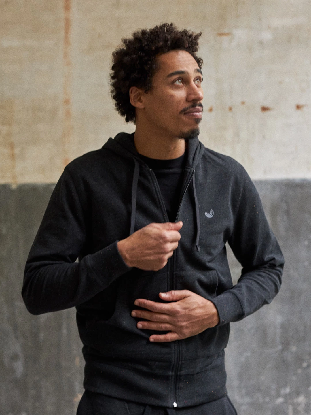 AAC Texteis SA Preparis - Black Multicolour Neps Sale 7 AAC Texteis SA Preparis - Black Multicolour Neps Sale