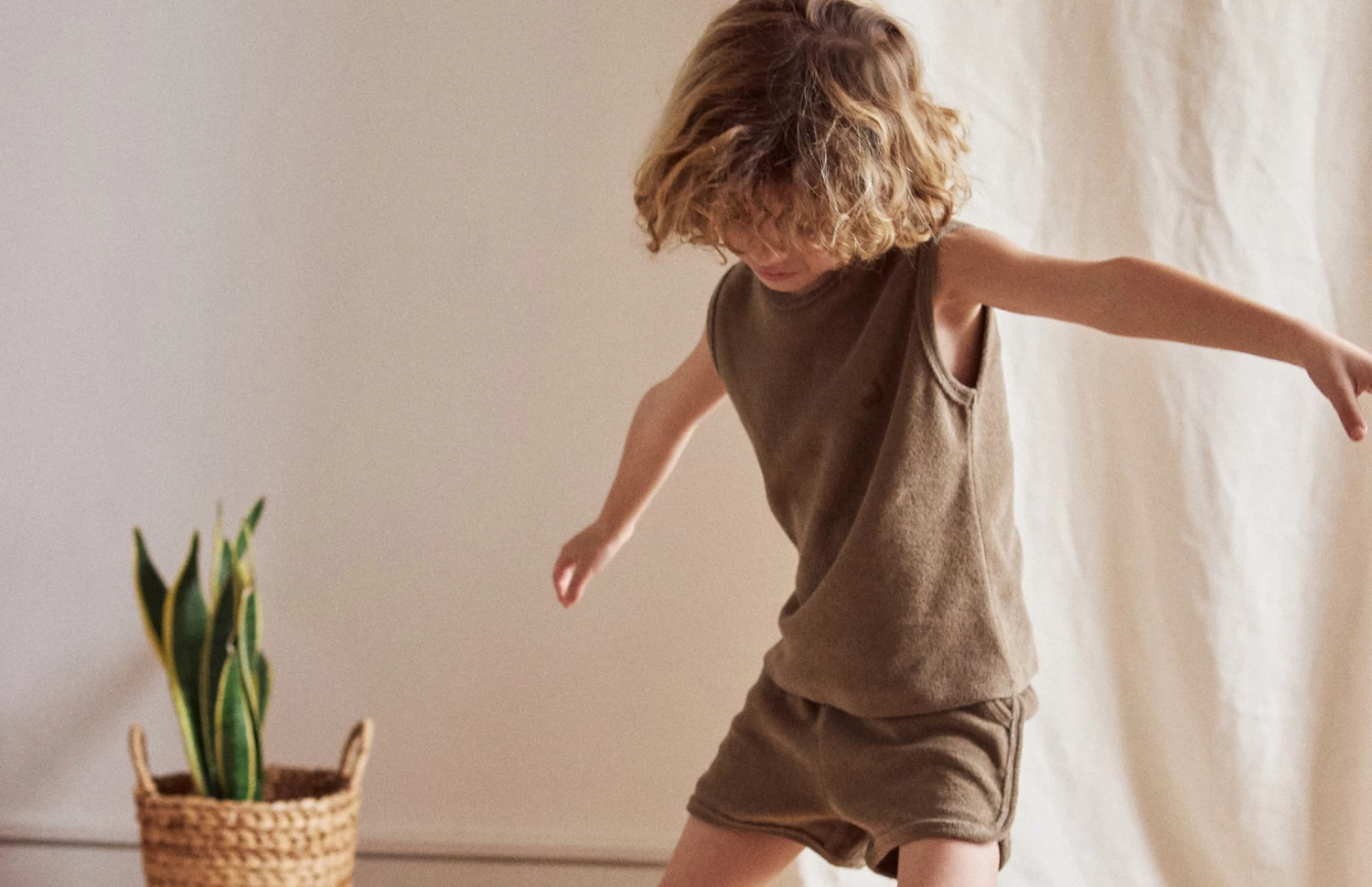 AAC Texteis SA Tops Henley - Shitake 8 AAC Texteis SA Tops Henley - Shitake