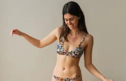 AAC Texteis SA Adonara Top - Black Floral 13 AAC Texteis SA Adonara Top - Black Floral