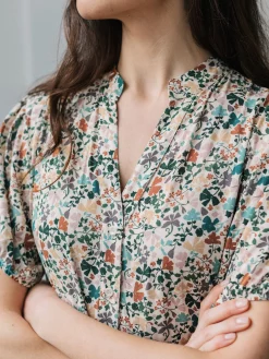 AAC Texteis SA Nevis - Medium Flower 17 AAC Texteis SA Nevis - Medium Flower