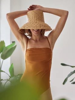 GESCELOS New In Comet - Dark Mustard