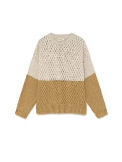 AAC Texteis SA Sale Apataki - Sunset